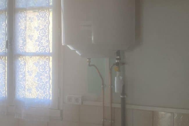 Chauffe-eau électrique résistance stéatite 100L vertical mural monophasé Réf. 7788338