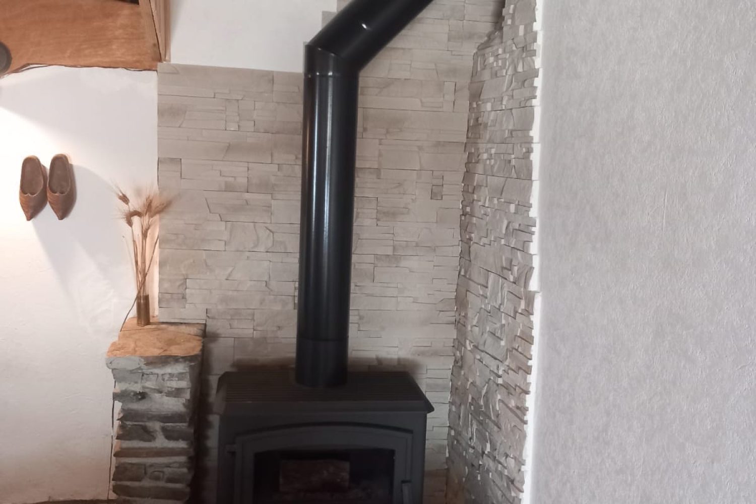 savignac les ormeaux poêle invicta