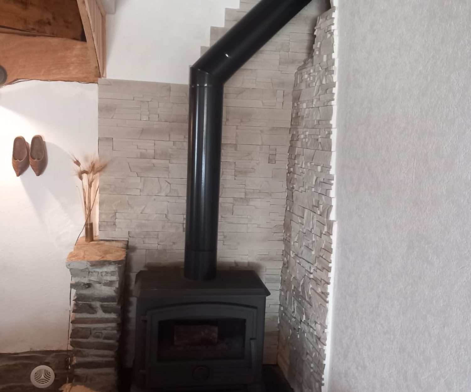 savignac les ormeaux poêle invicta