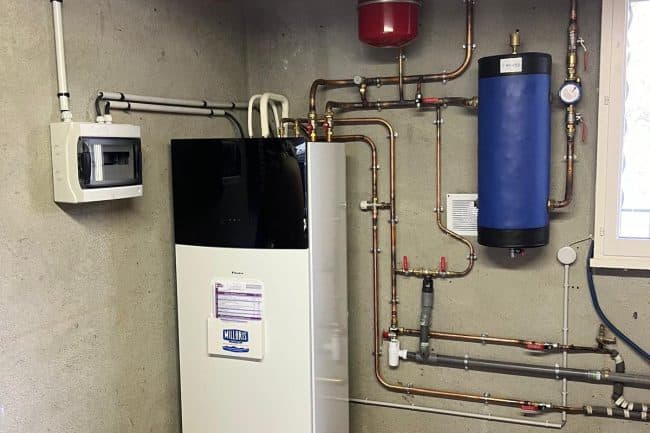 installation d'une pompe à chaleur pour chauffer de l'eau daikin altherma